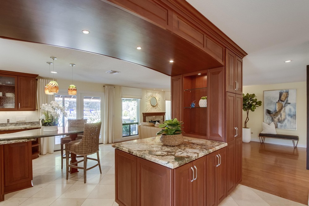 Virtual tour photo 27 of 93 for 1665 Los Altos Road