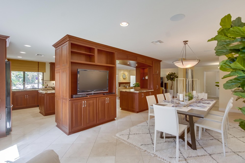 Virtual tour photo 32 of 93 for 1665 Los Altos Road