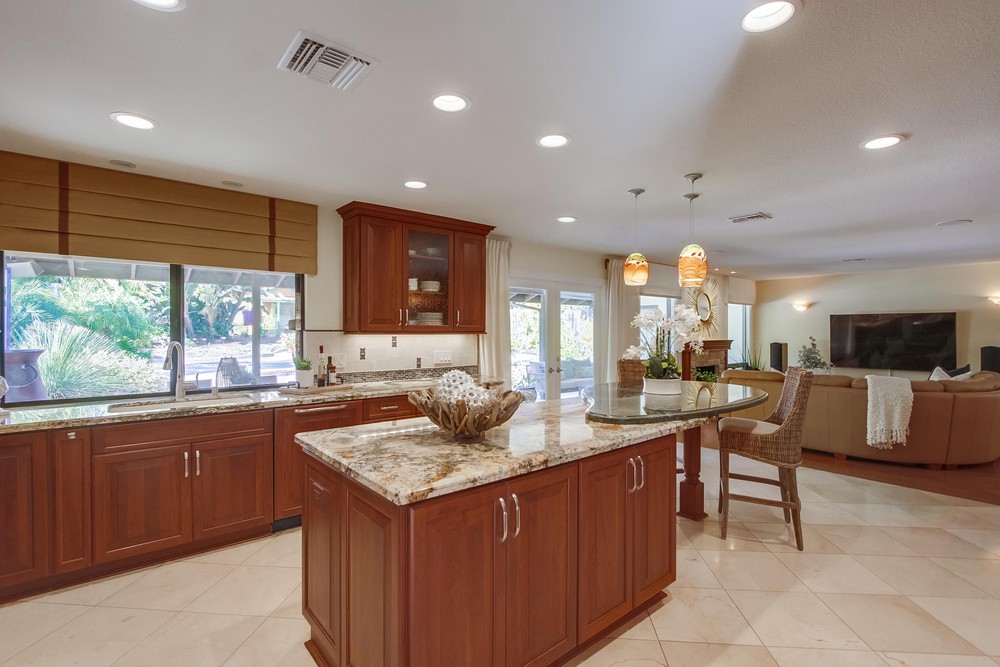 Virtual tour photo 42 of 93 for 1665 Los Altos Road