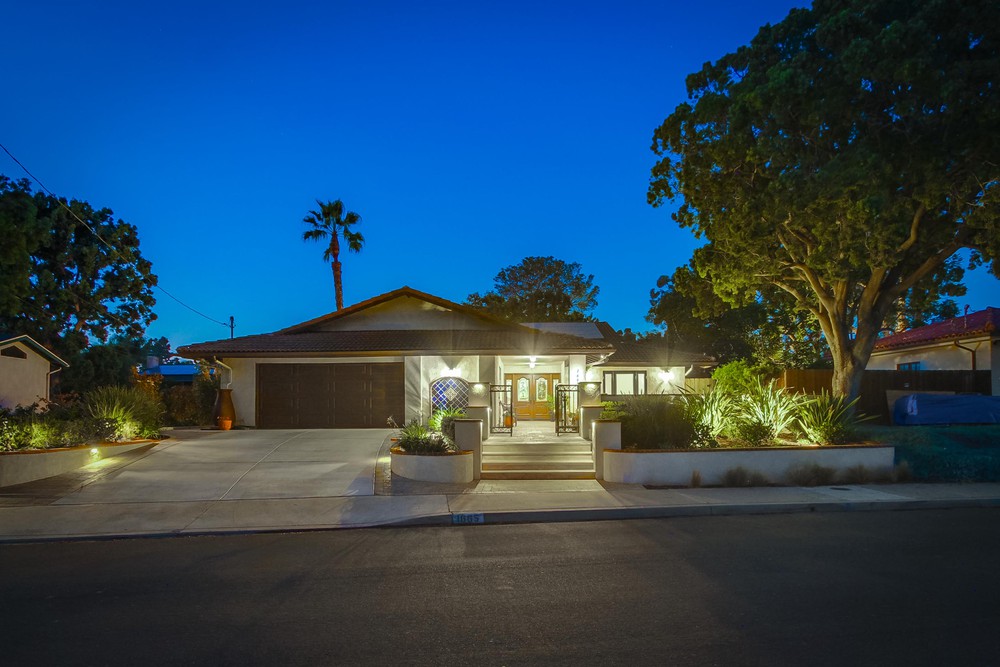 Virtual tour photo 1 of 94 for 1665 Los Altos Road
