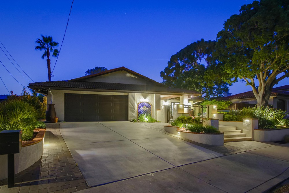 Virtual tour photo 5 of 94 for 1665 Los Altos Road