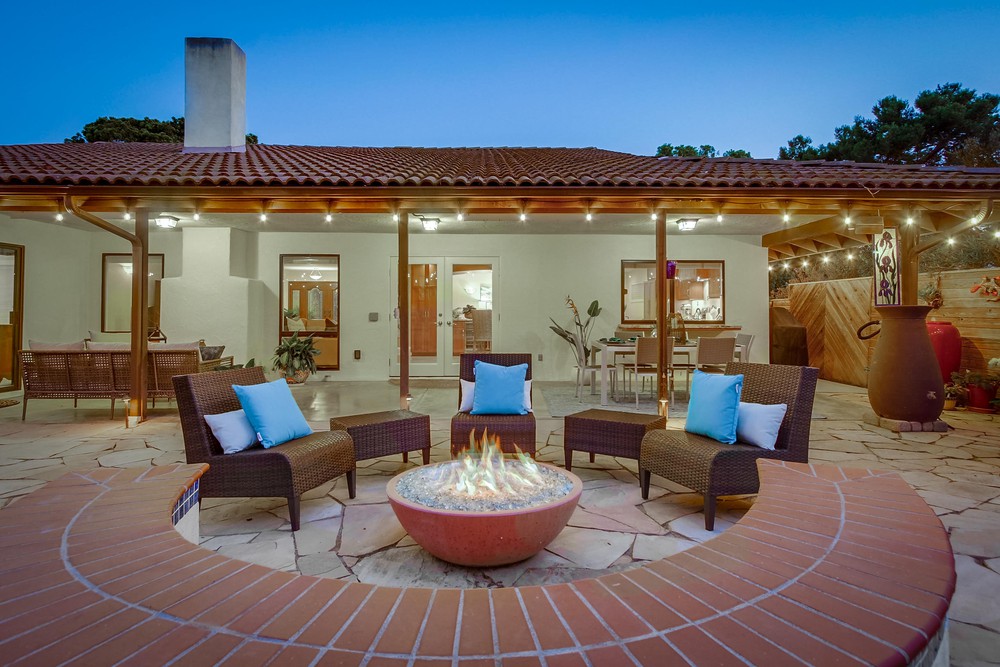 Virtual tour photo 16 of 94 for 1665 Los Altos Road