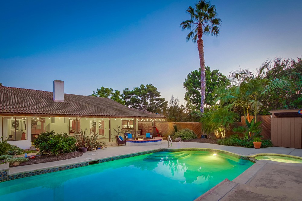 Virtual tour photo 19 of 94 for 1665 Los Altos Road