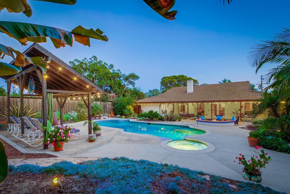 Virtual tour photo 24 of 94 for 1665 Los Altos Road