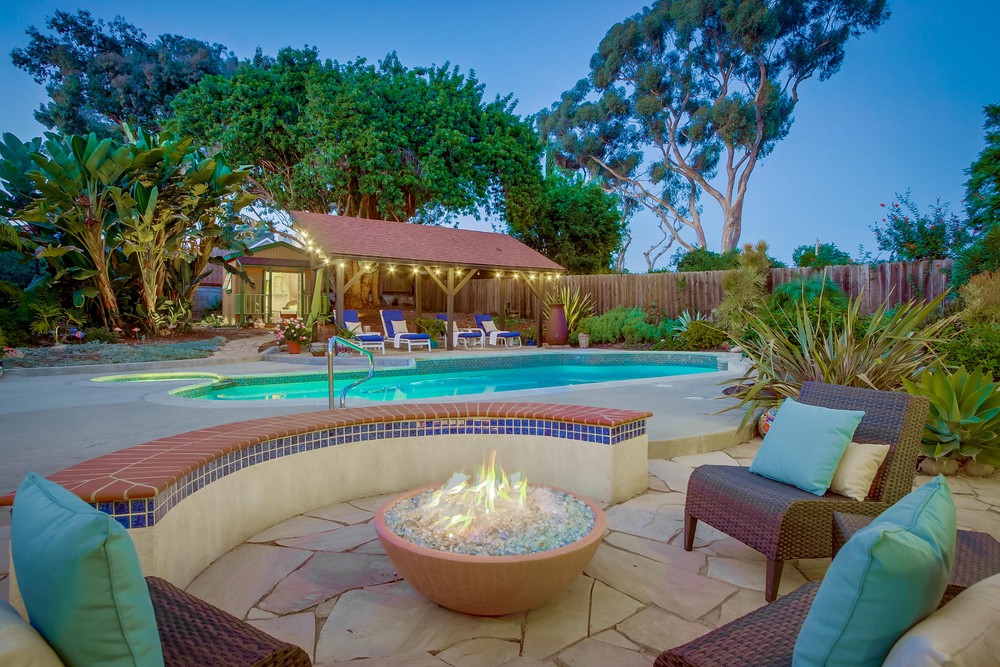 Virtual tour photo 27 of 94 for 1665 Los Altos Road