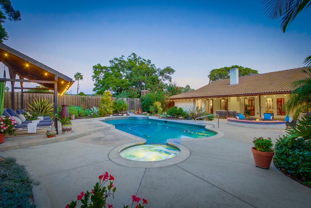 Virtual tour photo 31 of 94 for 1665 Los Altos Road