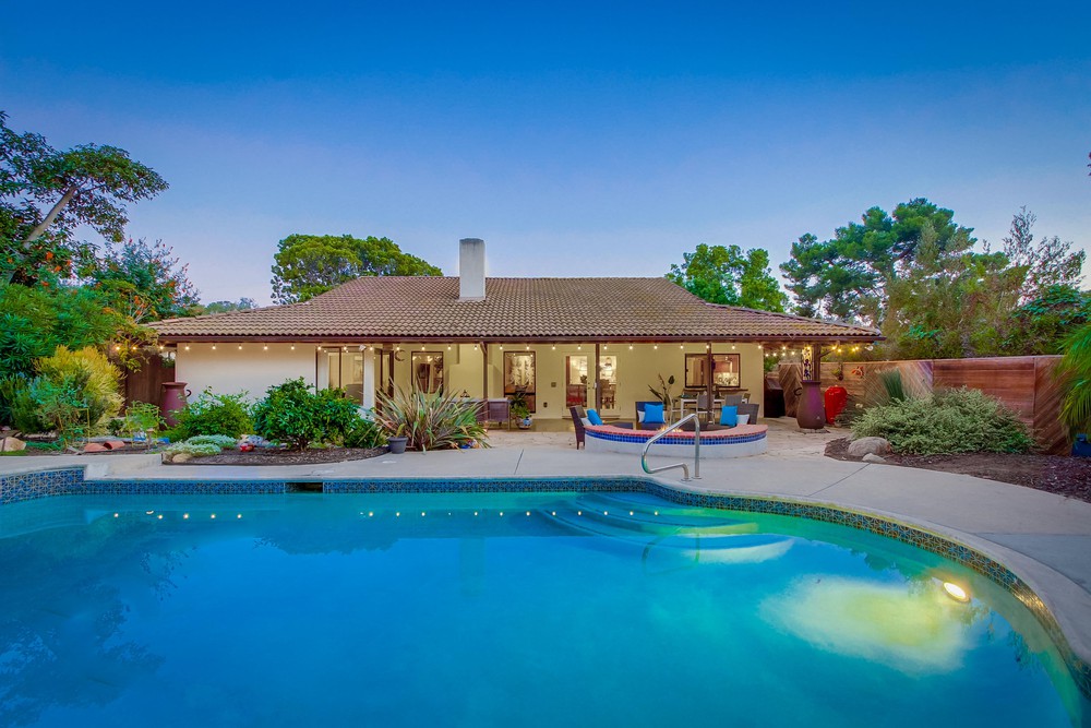 Virtual tour photo 34 of 94 for 1665 Los Altos Road