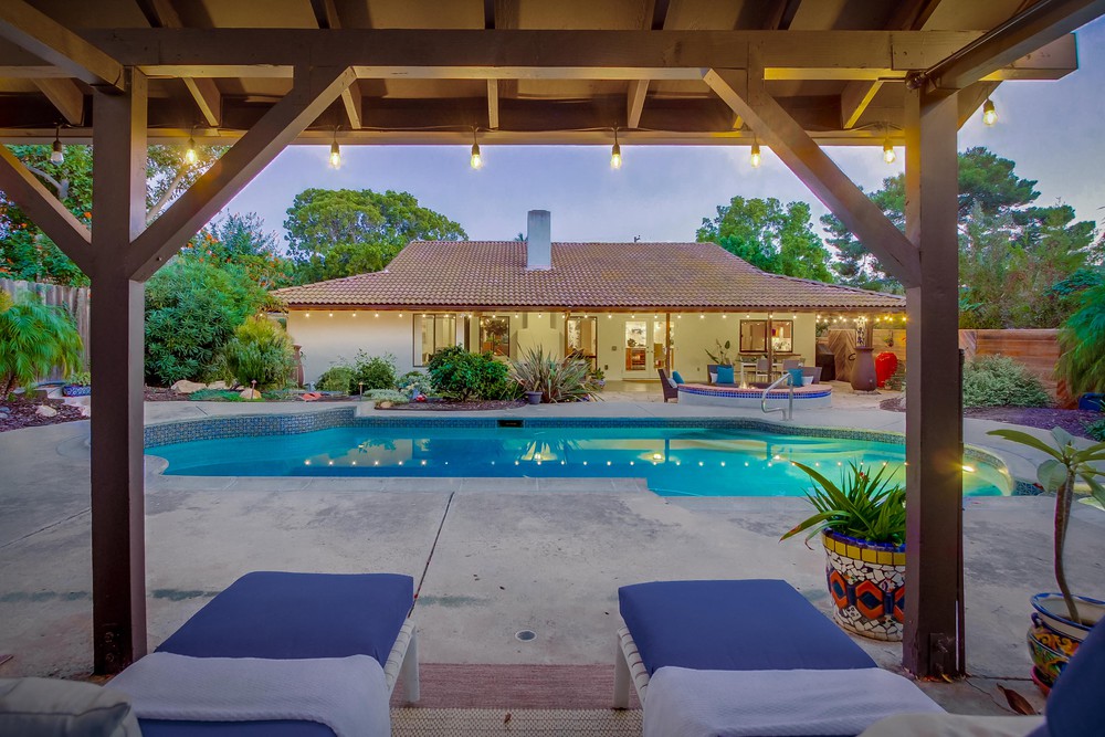 Virtual tour photo 39 of 94 for 1665 Los Altos Road