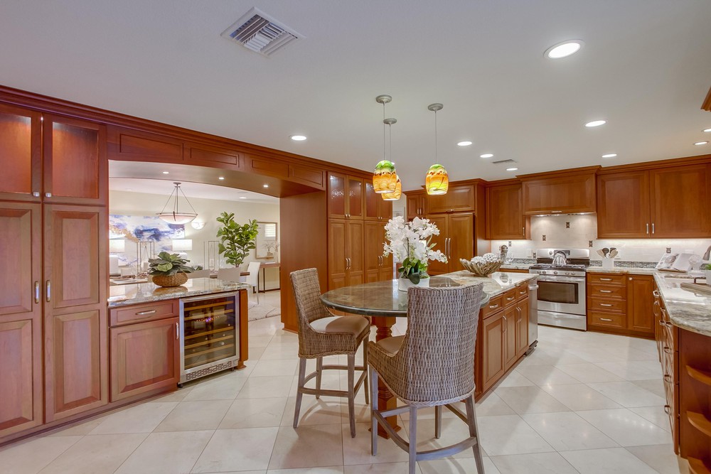 Virtual tour photo 53 of 94 for 1665 Los Altos Road
