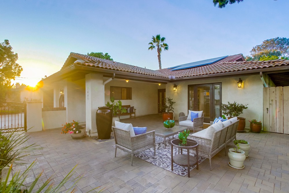 Virtual tour photo 70 of 94 for 1665 Los Altos Road