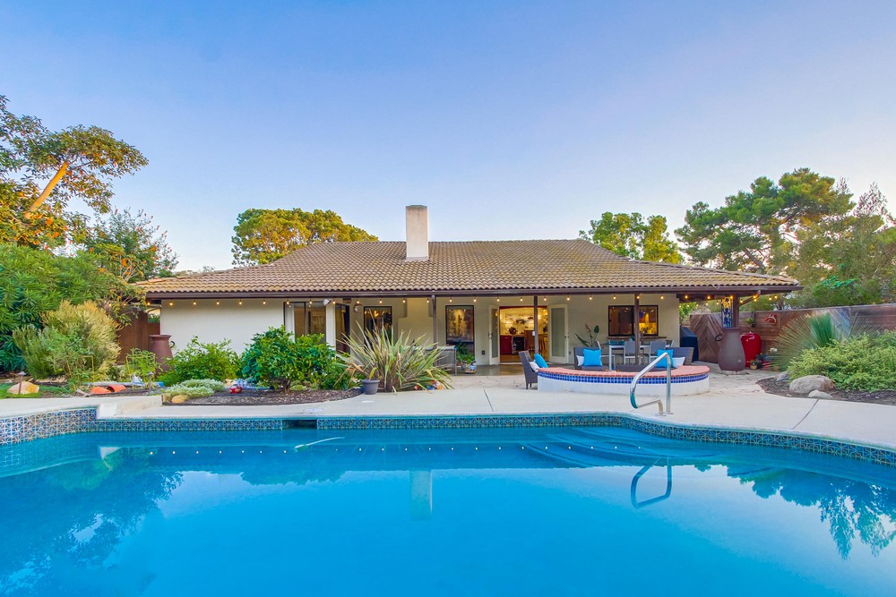 Virtual tour photo 79 of 94 for 1665 Los Altos Road