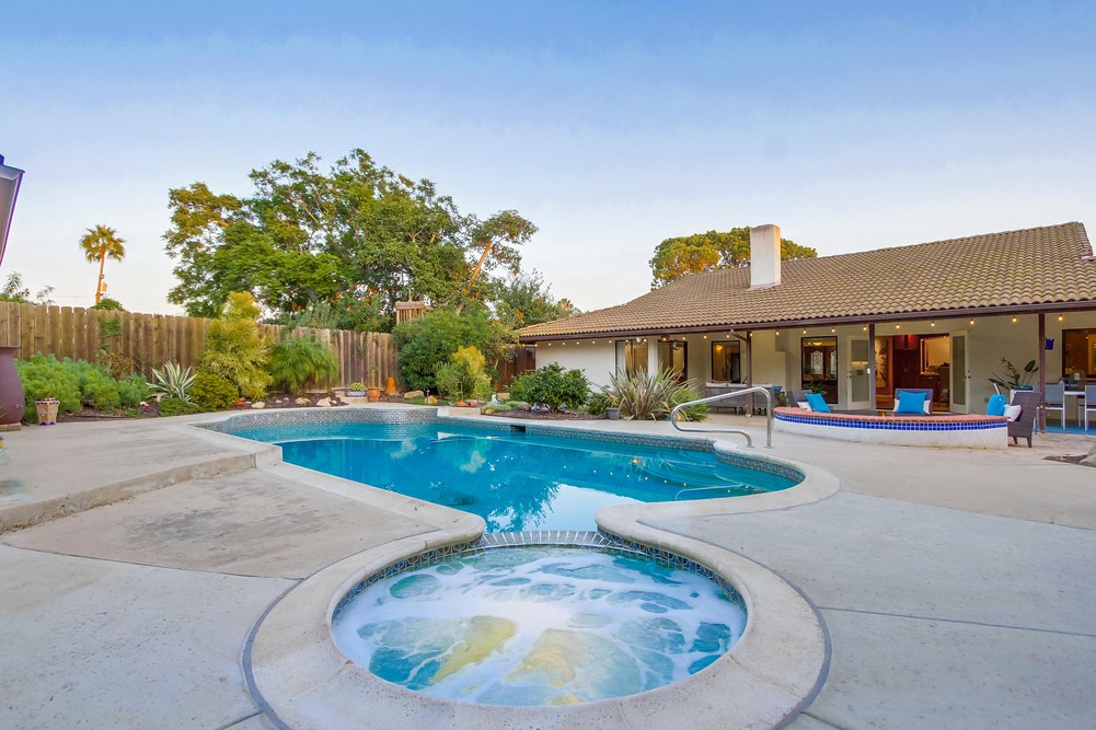 Virtual tour photo 80 of 94 for 1665 Los Altos Road