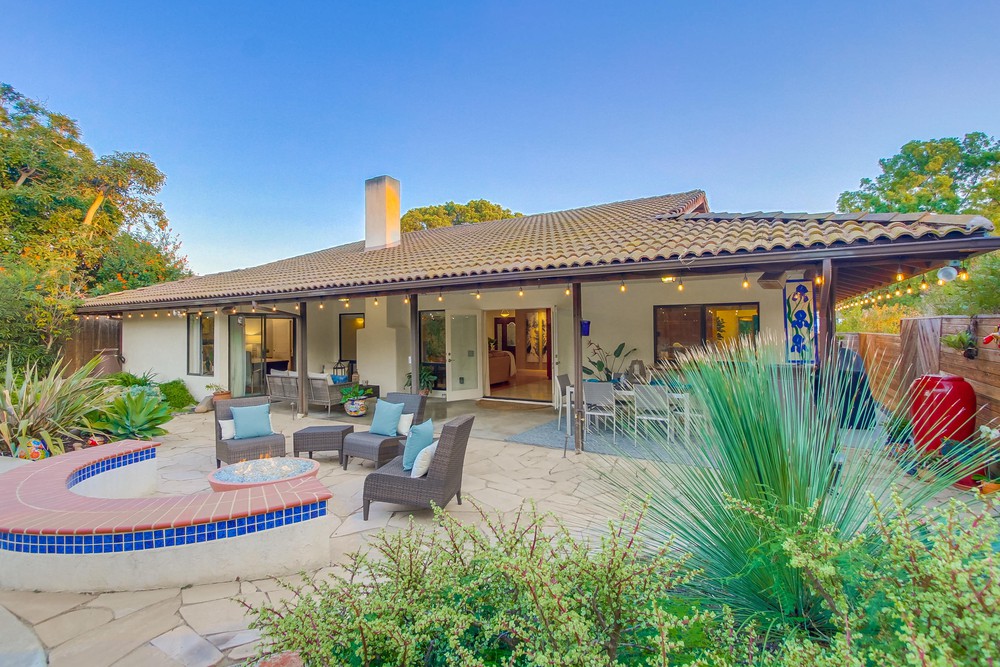 Virtual tour photo 82 of 94 for 1665 Los Altos Road