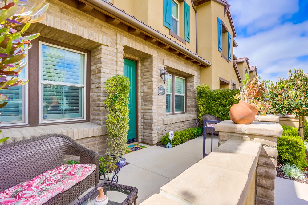 Virtual tour photo 5 of 46 for 16651 Gill Loop
