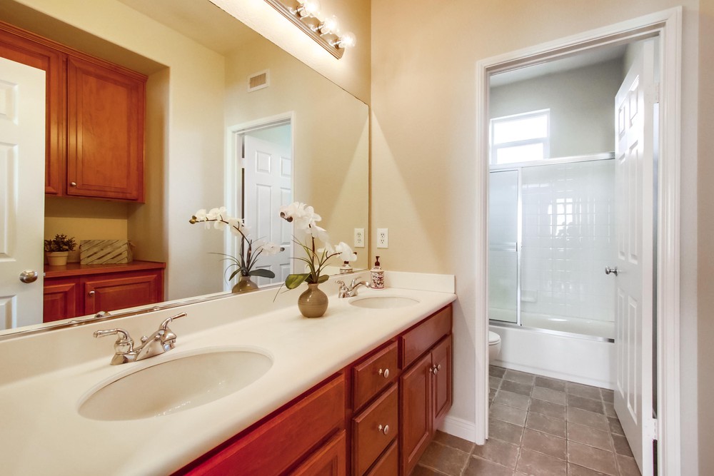 Virtual tour photo 31 of 49 for 16681 Cimarron Crest Dr