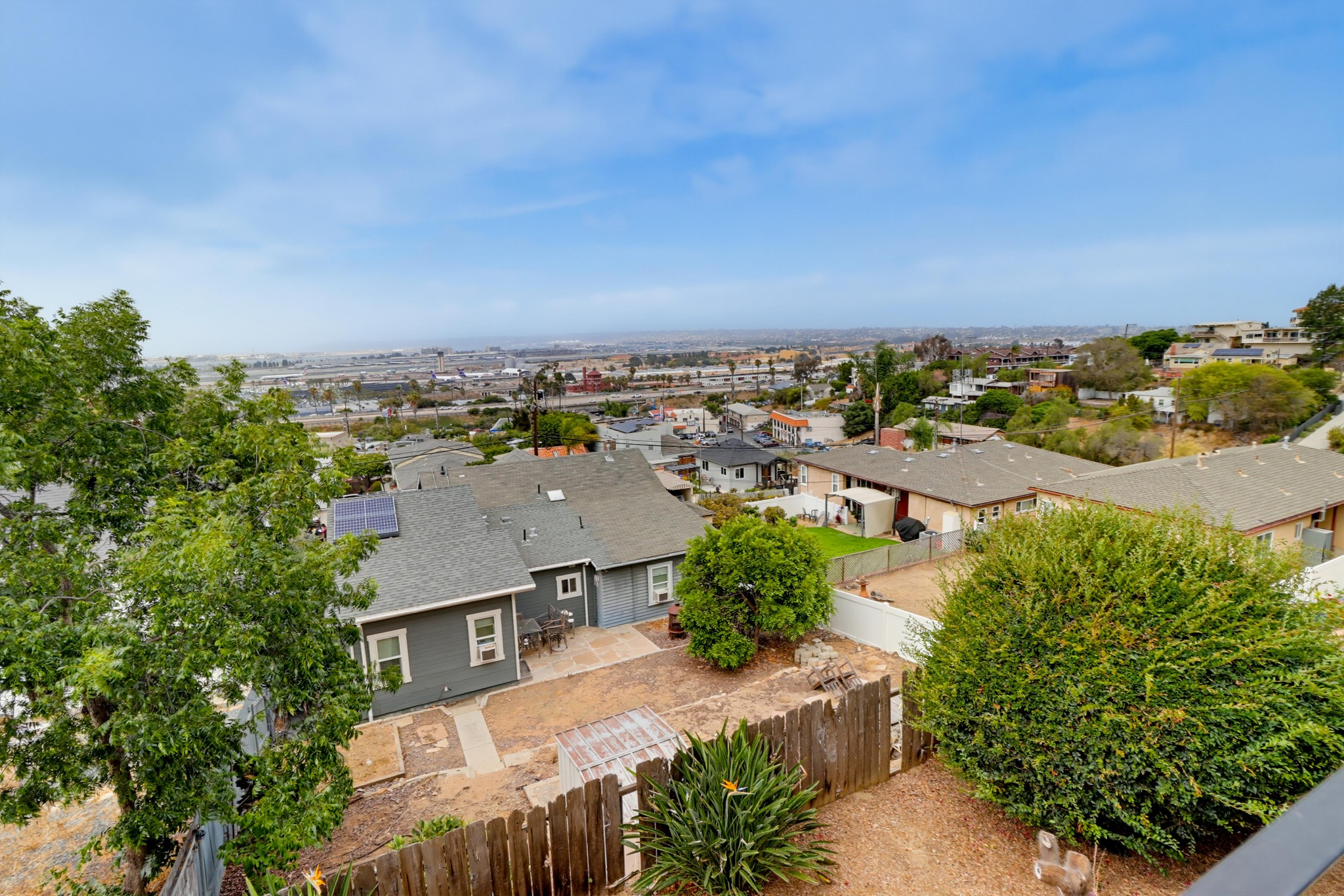 Virtual tour photo 32 of 36 for 1669 Guy St