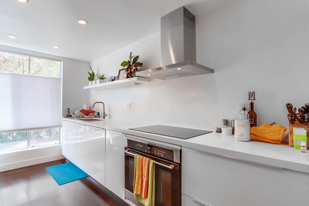 Virtual tour photo 3 of 11 for 1669 Guy St
