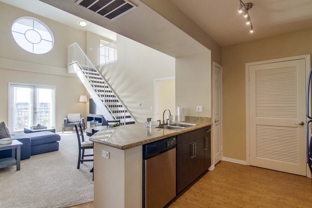 Virtual tour photo 16 of 53 for 1670 Kettner Blvd