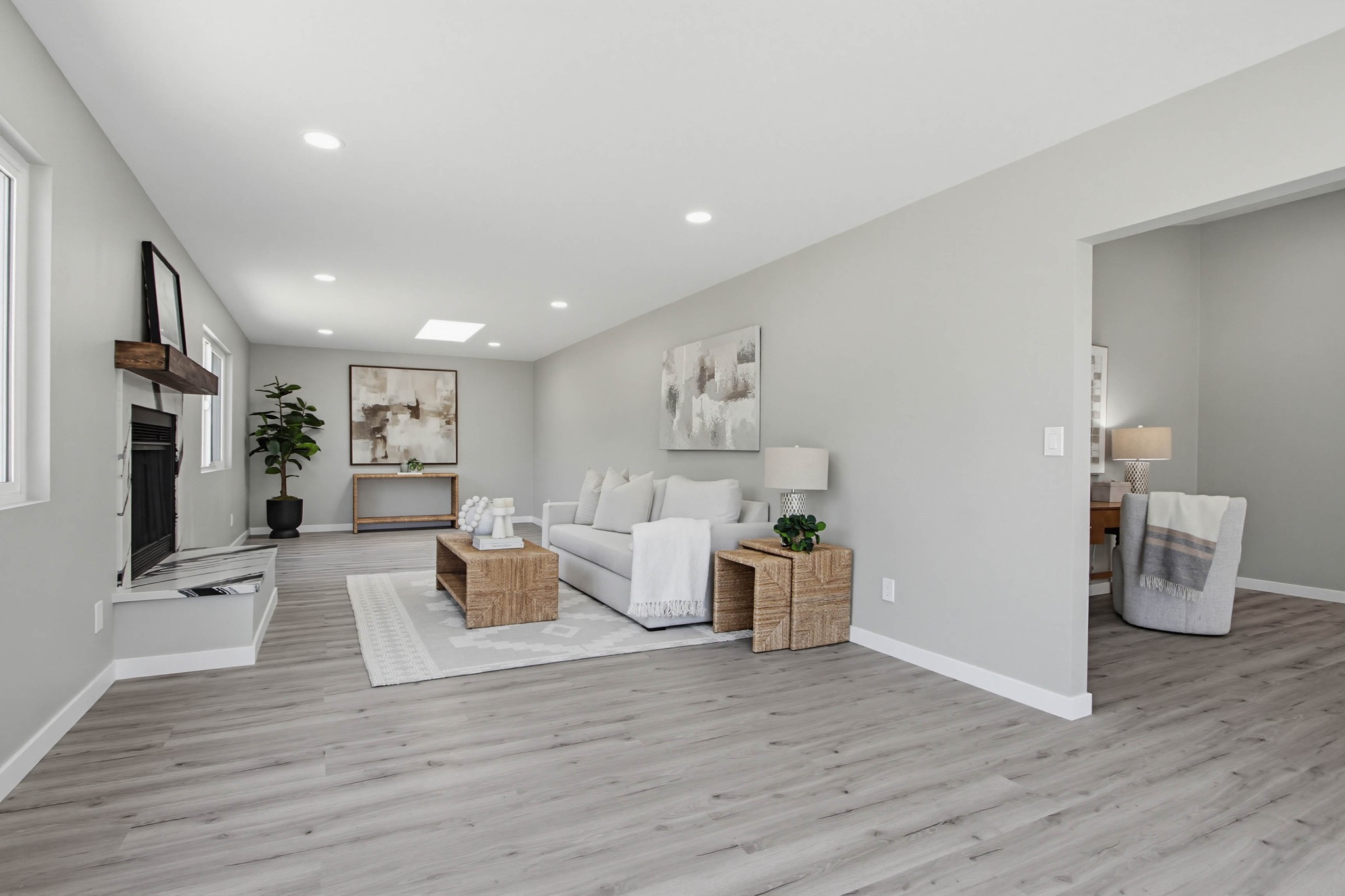 Virtual tour photo 29 of 69 for 1671 N Ash St