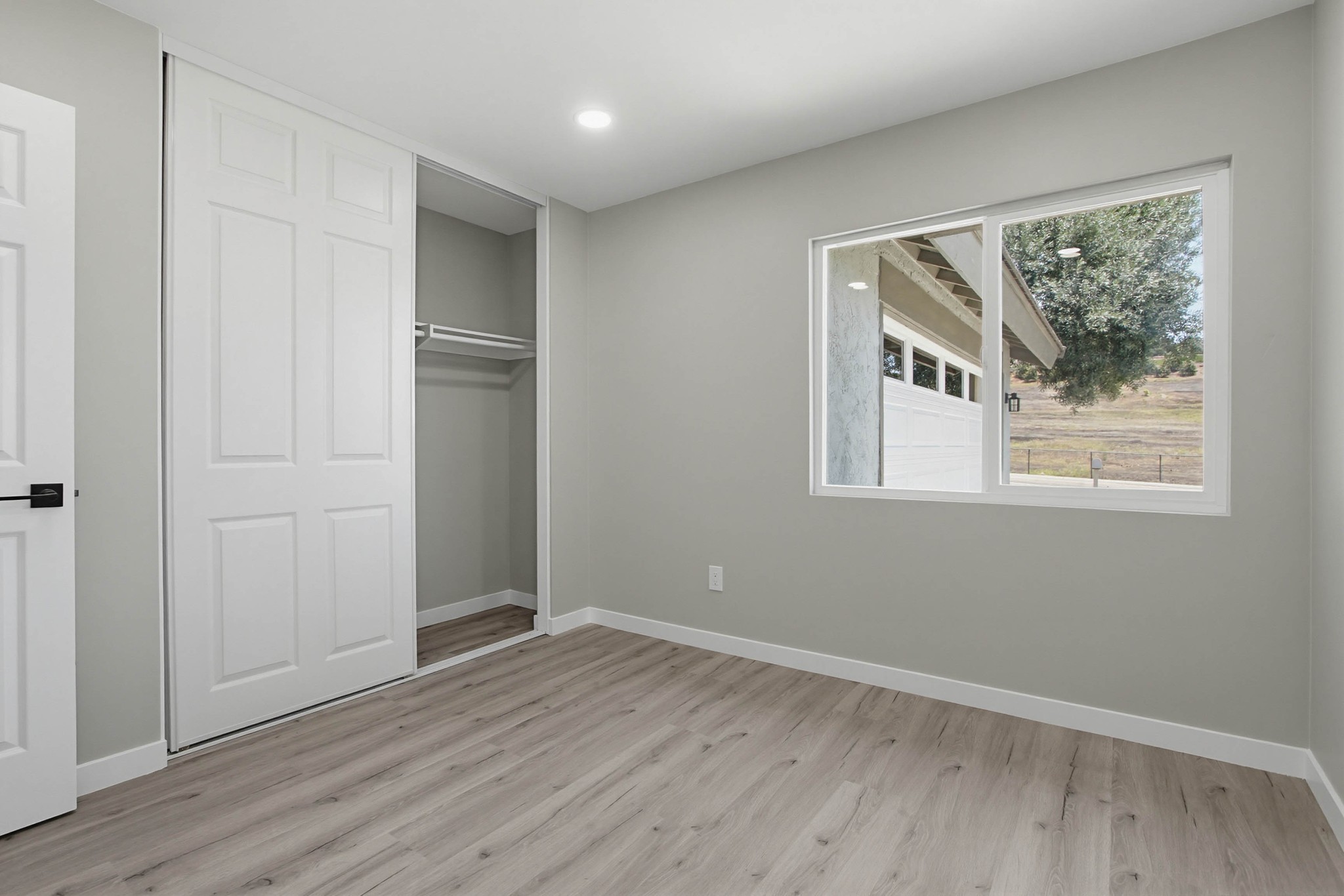 Virtual tour photo 40 of 69 for 1671 N Ash St