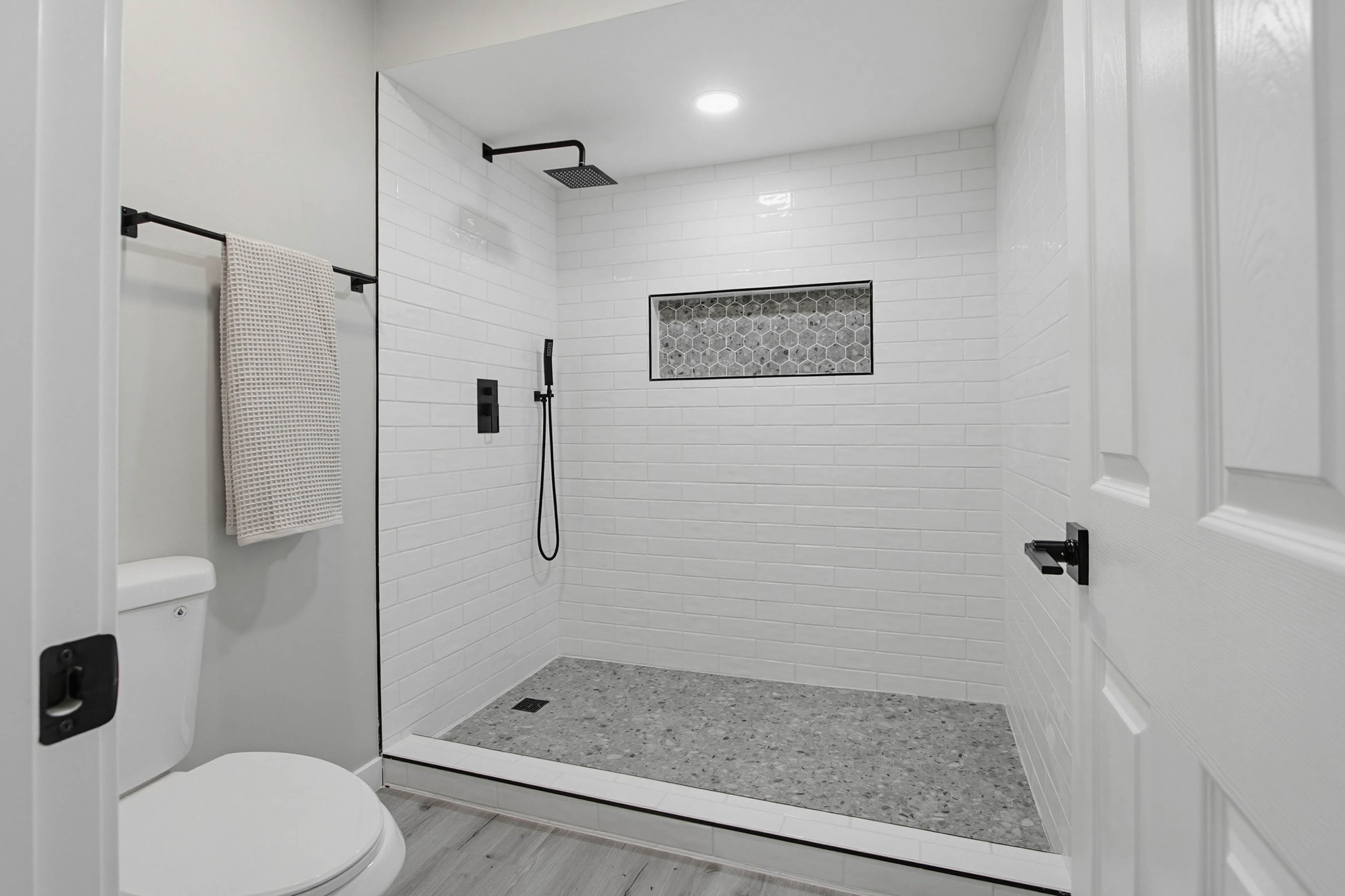 Virtual tour photo 54 of 69 for 1671 N Ash St