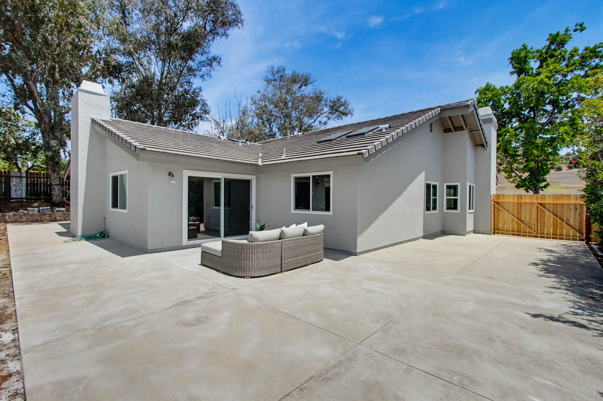 Virtual tour photo 59 of 69 for 1671 N Ash St