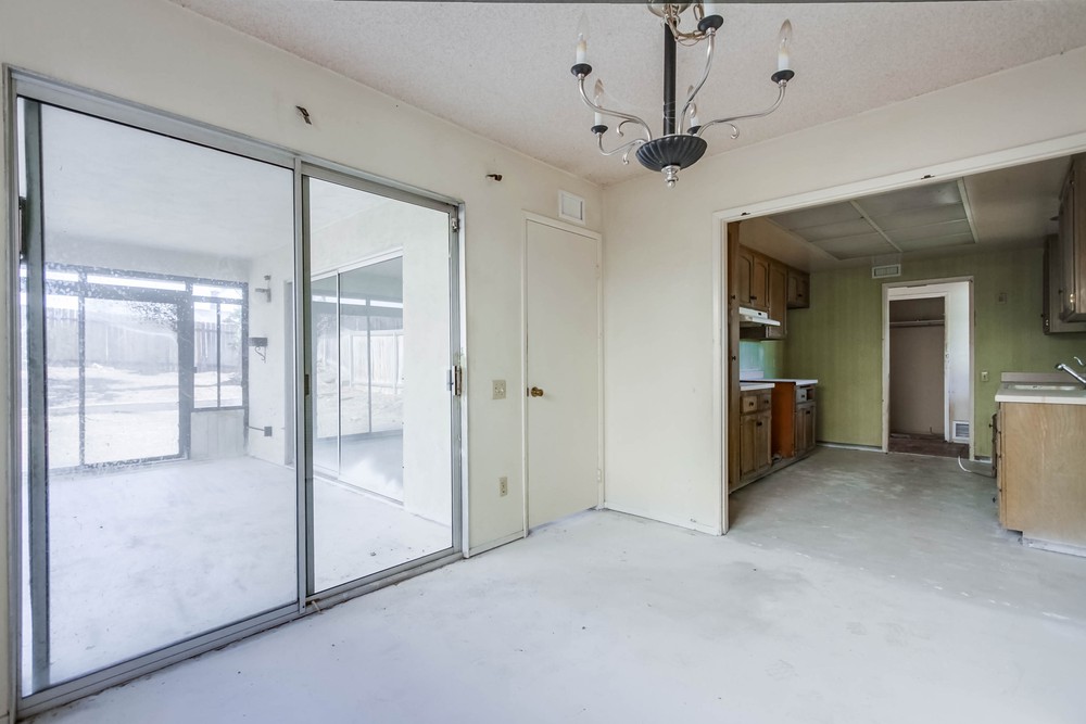Virtual tour photo 11 of 26 for 16721 Palmero Dr