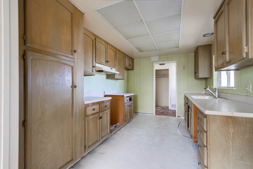 Virtual tour photo 12 of 26 for 16721 Palmero Dr