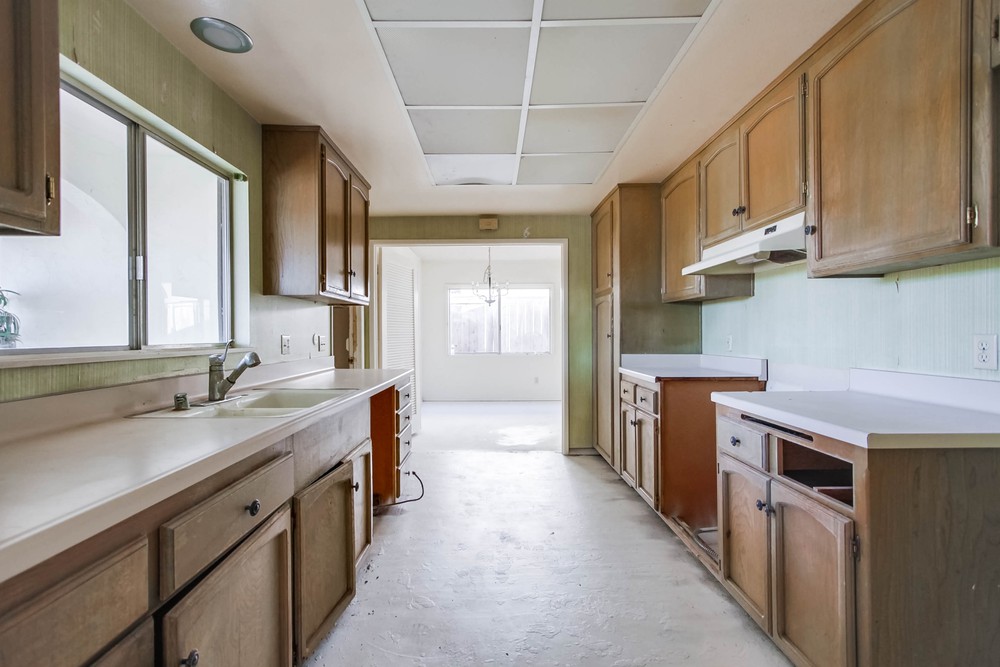 Virtual tour photo 13 of 26 for 16721 Palmero Dr