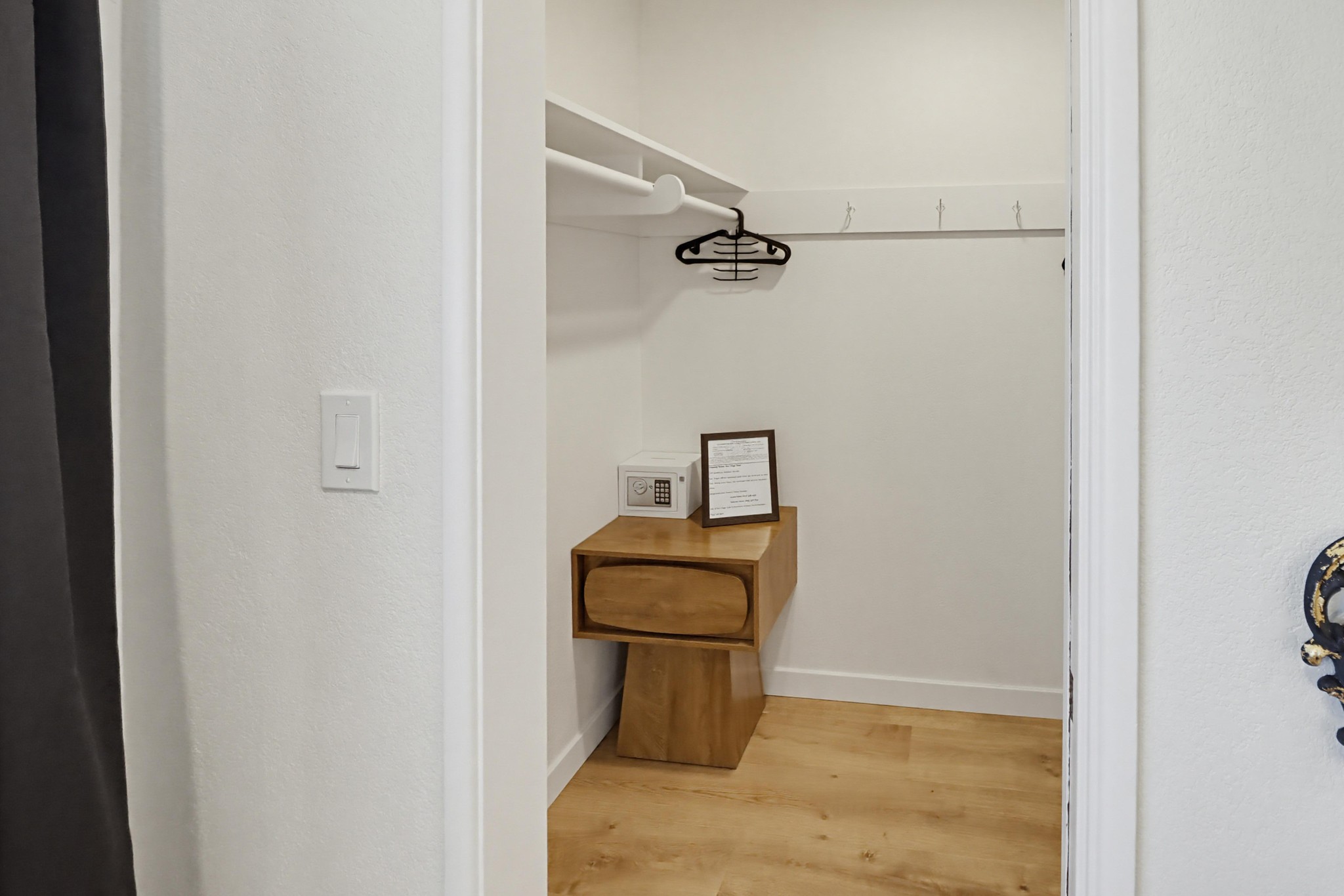 Virtual tour photo 19 of 23 for 1674 Evergreen St