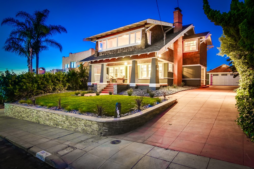 Virtual tour photo 4 of 109 for 1674 Torrance St