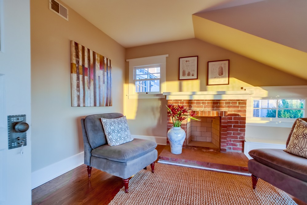 Virtual tour photo 58 of 109 for 1674 Torrance St
