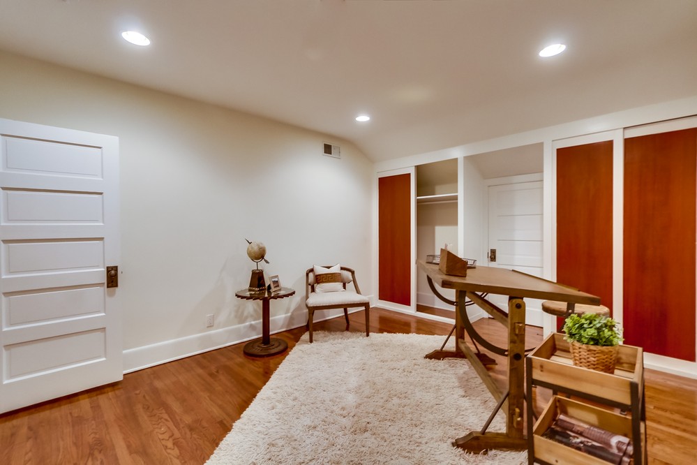 Virtual tour photo 86 of 109 for 1674 Torrance St
