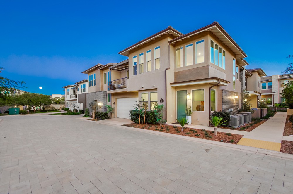 Virtual tour photo 1 of 71 for 16750 Coyote Bush Dr #11