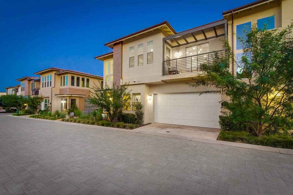 Virtual tour photo 4 of 58 for 16750 Coyote Bush Dr #87