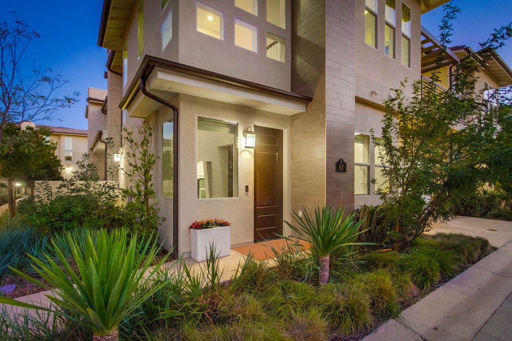 Virtual tour photo 7 of 58 for 16750 Coyote Bush Dr #87