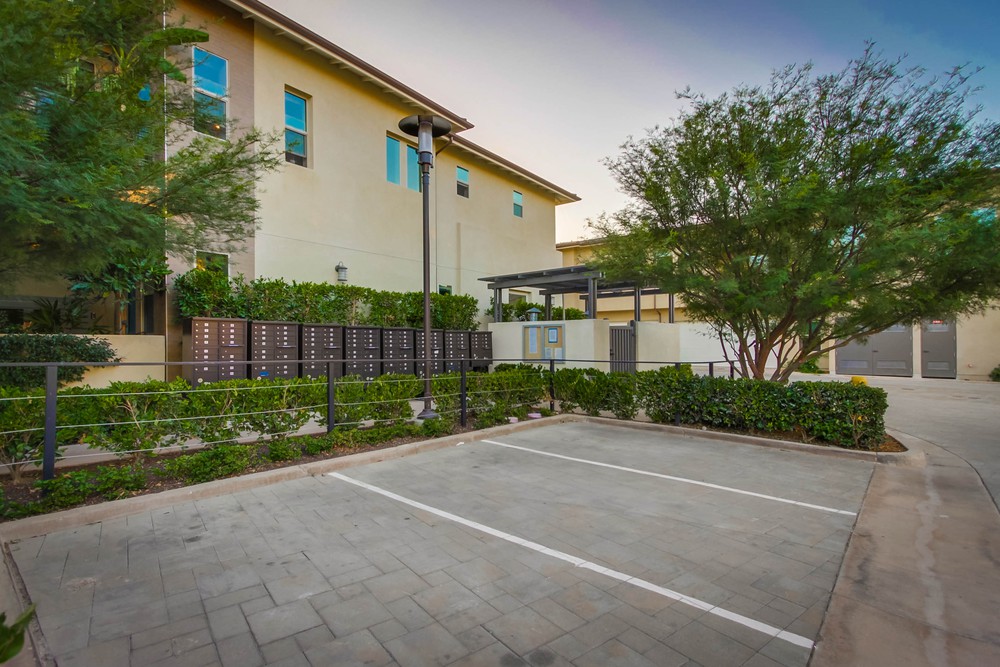 Virtual tour photo 12 of 58 for 16750 Coyote Bush Dr #87