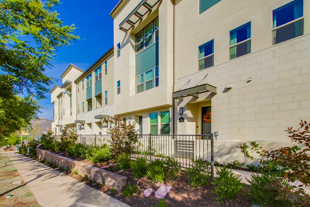 Virtual tour photo 3 of 56 for 16755 Coyote Bush Dr #1