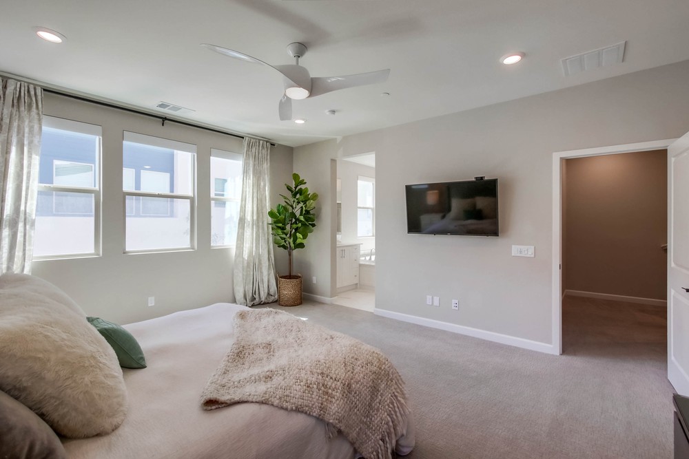 Virtual tour photo 19 of 41 for 16755 Coyote Bush Dr #57