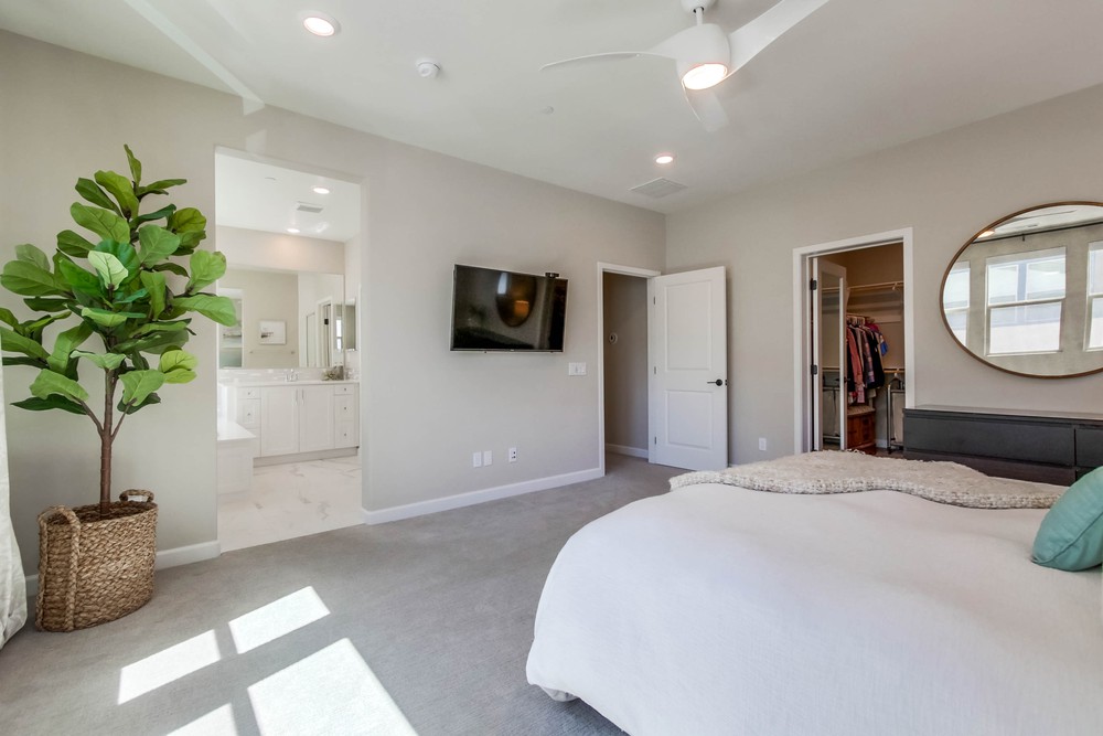Virtual tour photo 21 of 41 for 16755 Coyote Bush Dr #57