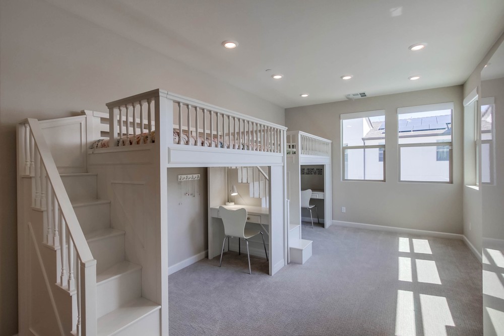Virtual tour photo 31 of 41 for 16755 Coyote Bush Dr #57