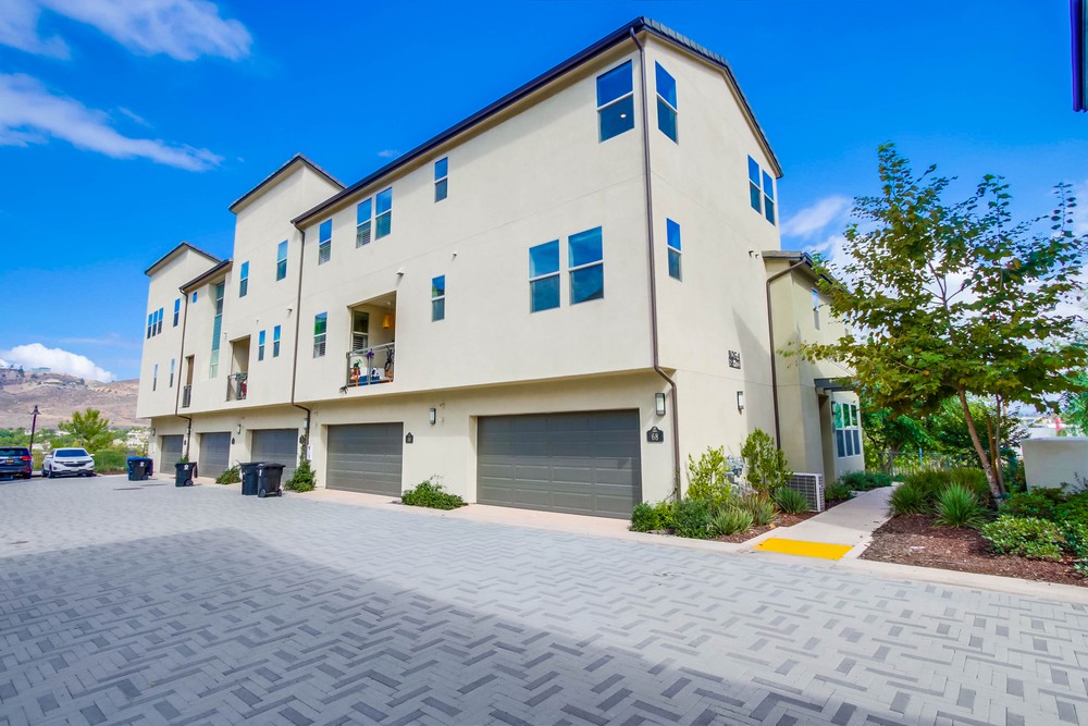 Virtual tour photo 3 of 43 for 16755 Coyote Bush Dr #68