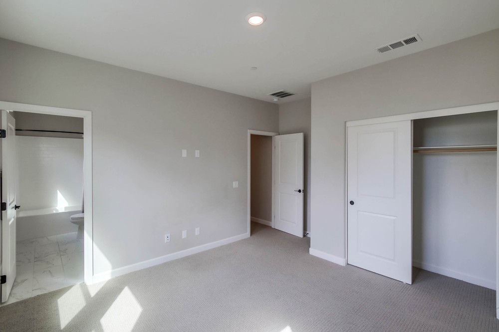 Virtual tour photo 17 of 43 for 16755 Coyote Bush Dr #68