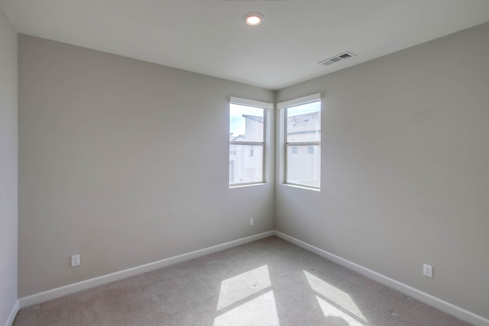 Virtual tour photo 34 of 43 for 16755 Coyote Bush Dr #68