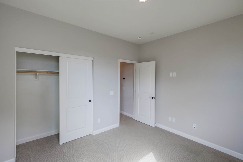 Virtual tour photo 36 of 43 for 16755 Coyote Bush Dr #68