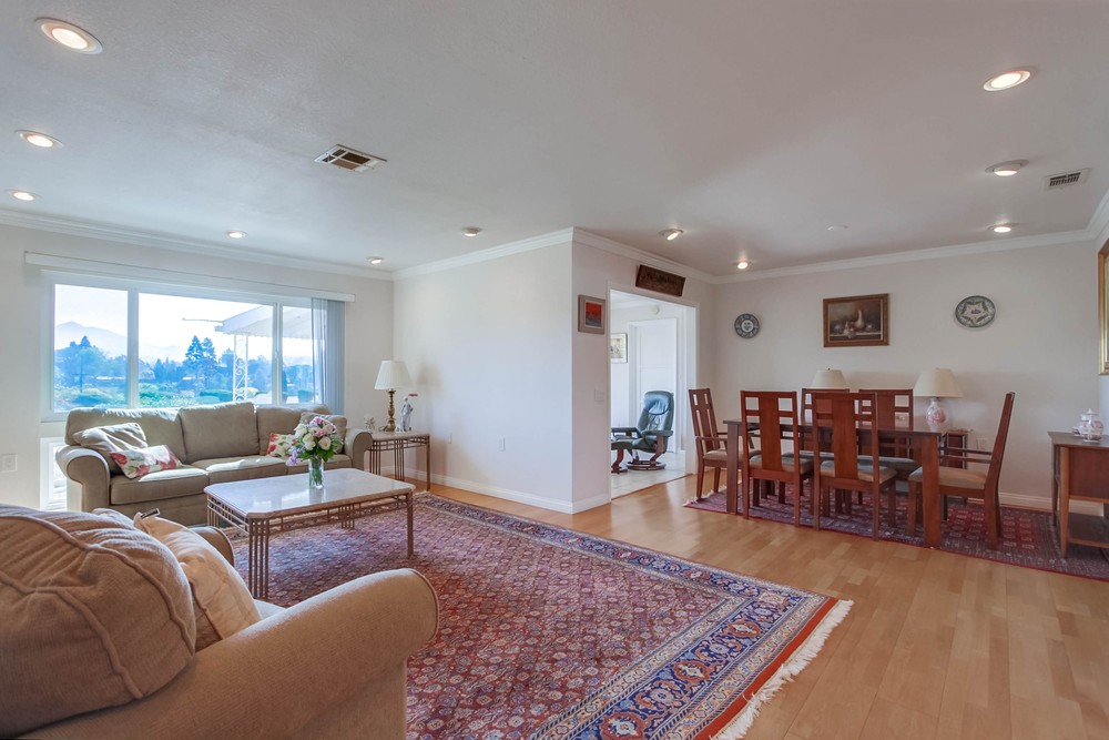 Virtual tour photo 10 of 37 for 16819 Acebo Dr