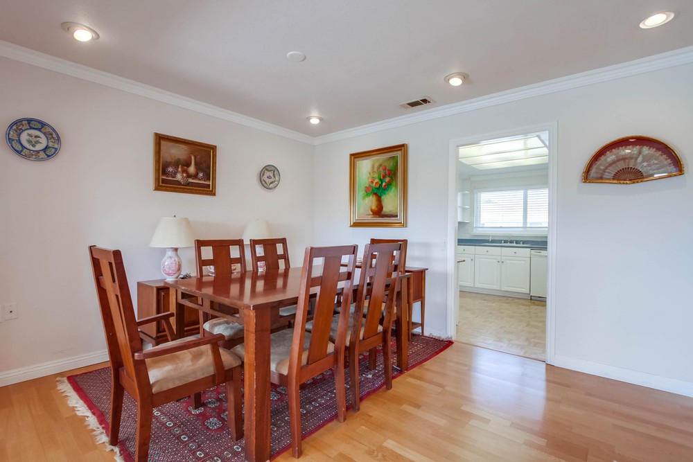 Virtual tour photo 12 of 37 for 16819 Acebo Dr