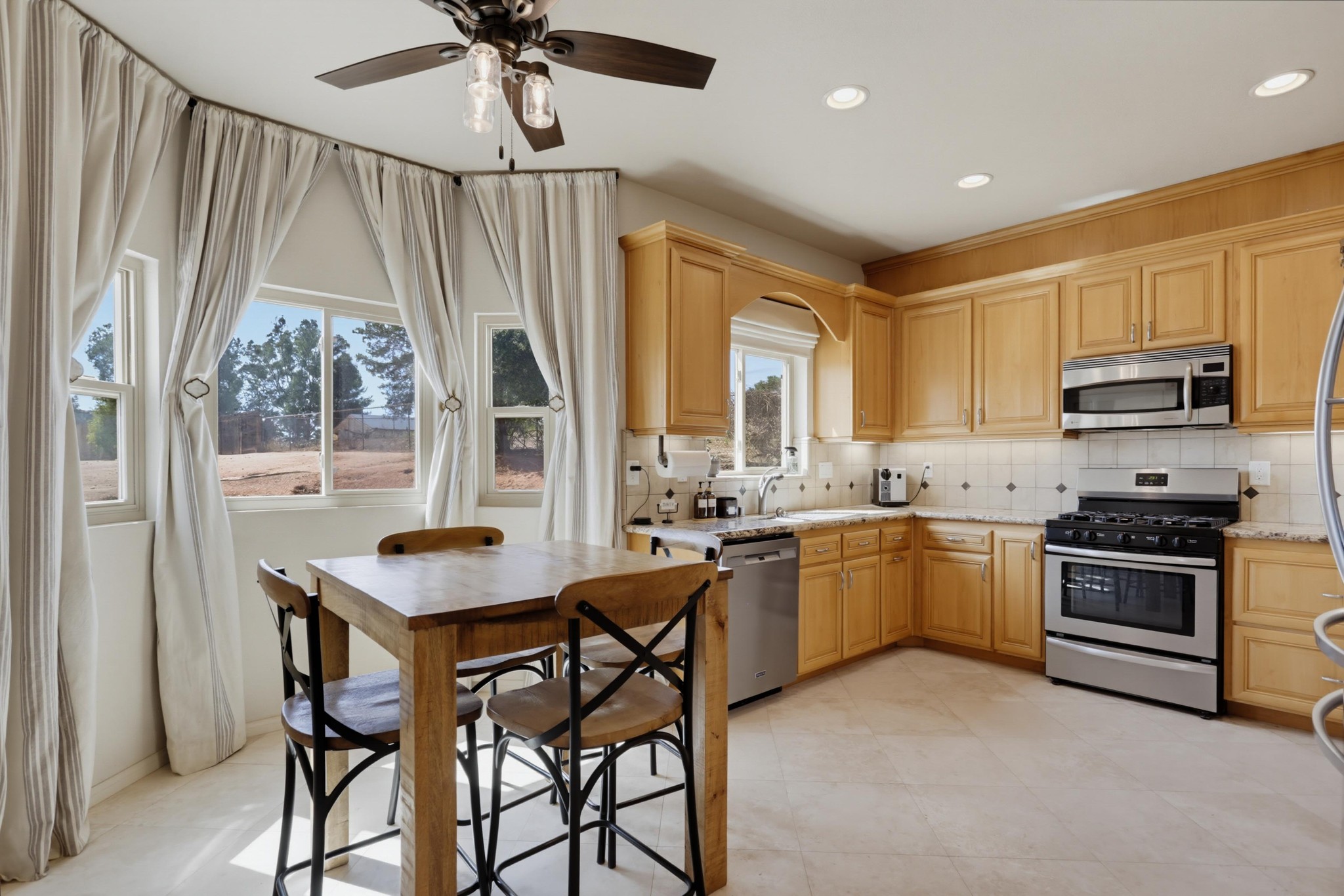 Virtual tour photo 15 of 47 for 16819 Daza Dr