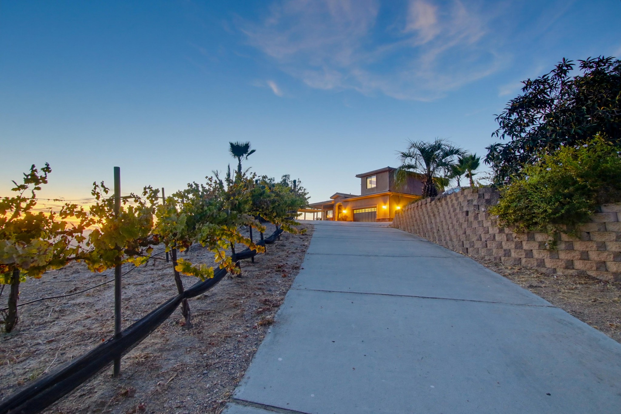 Virtual tour photo 7 of 123 for 16850 Old Survey Rd