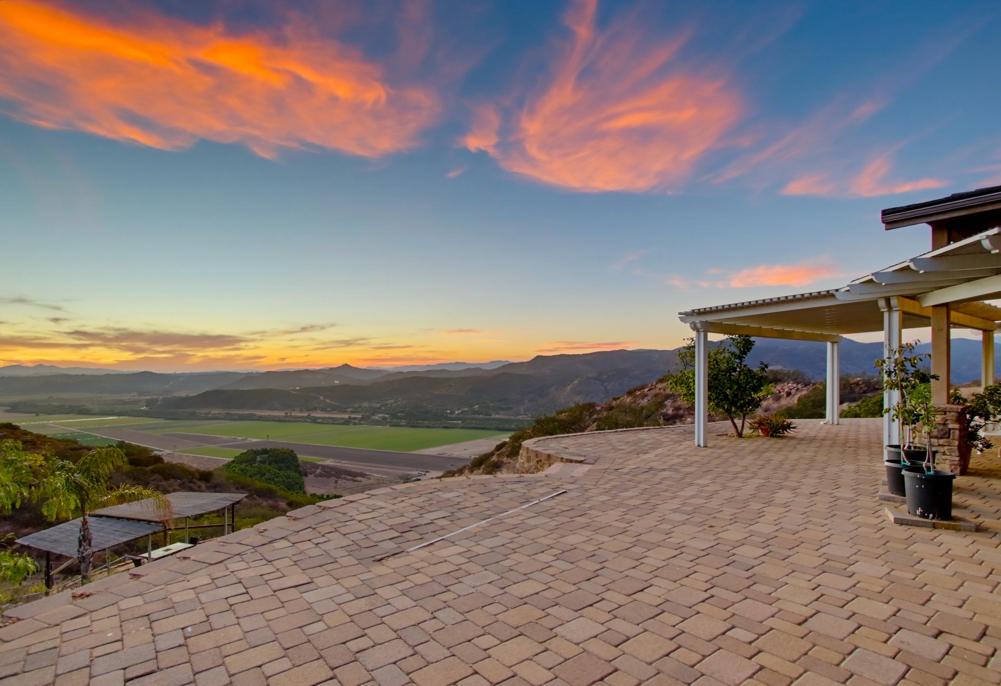 Virtual tour photo 107 of 123 for 16850 Old Survey Rd